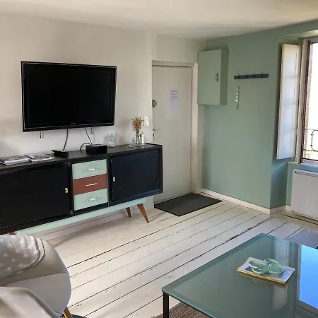 4 Pers Au Centre Des Remparts 아파트