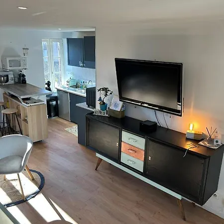 4 Pers Au Centre Des Remparts 아파트 게랑드