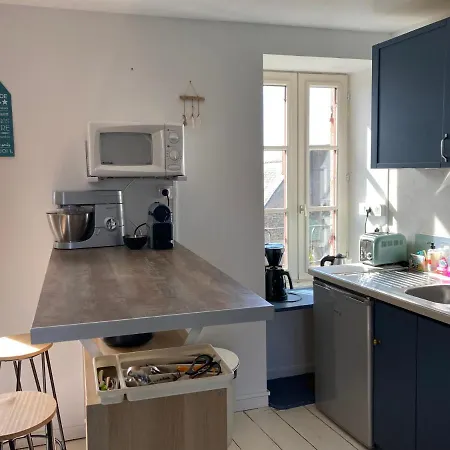 4 Pers Au Centre Des Remparts Guérande