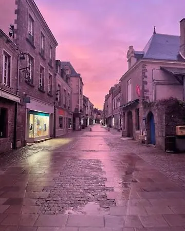 4 Pers Au Centre Des Remparts Guérande