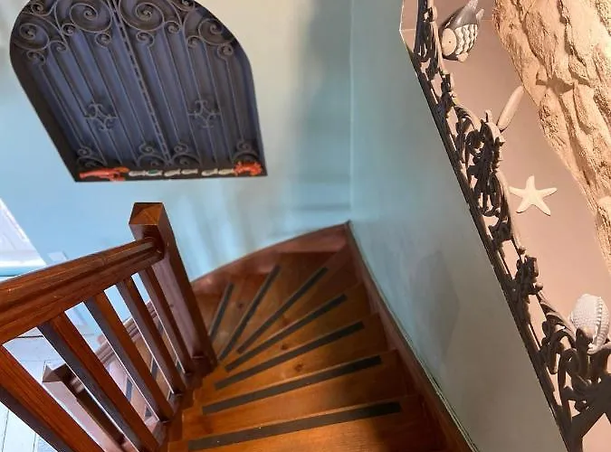 4 Pers Au Centre Des Remparts * 盖朗德